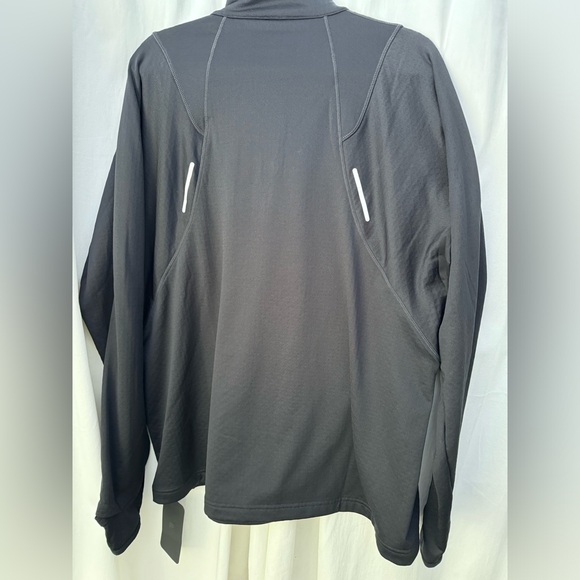 NWT Men’s Fabletics Performance Pullover size XXL (2XL) - Picture 4 of 6